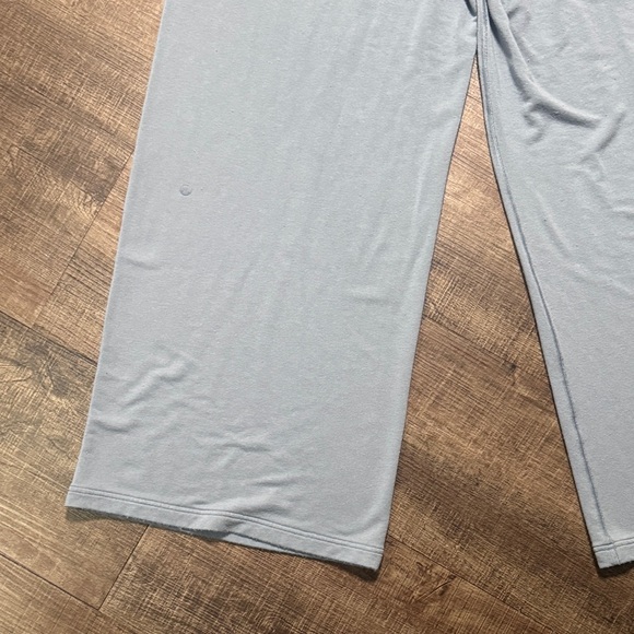 lululemon athletica Light Blue Wide-Leg Women's Casual Pants - Picture 10 of 13
